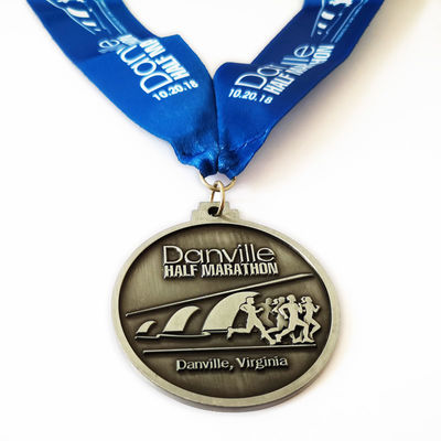 kopen Antieke zilveren afwerking ronde marathon zink legering medaille met sublimatie lint online manufacture