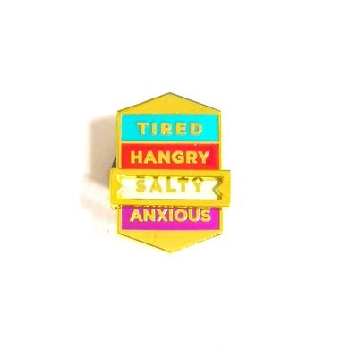 satın al Toplumsal Fenomen Tema Özel Sıkı Enamel Kaydırma Lastik Kapaklı Lapel Pin online manufacture