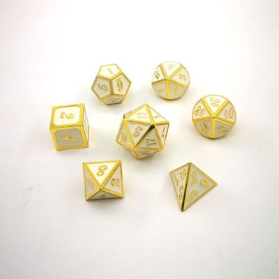 주문 금으로 칠한 흰색 금속 다이스 세트 탁구 게임 또는 DnD를 위한 완벽한 online manufacture