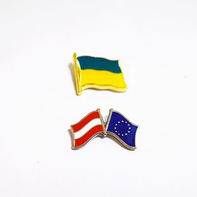 Variety Metal Country Flag Enamel Lapel Pin Badges With Epoxy Coating
