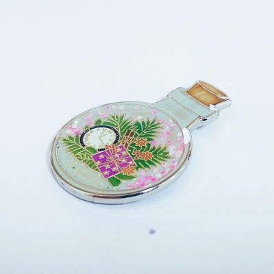 Glitter Perfume Bottle Iron Custom Soft Enamel Pins With Epoxy Domed And Metal Clutch