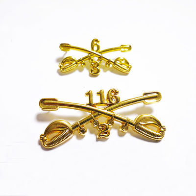 Gold Zinc Alloy 3D Custom Metal Pin Badges With 2 Posts Rubber Clutches
