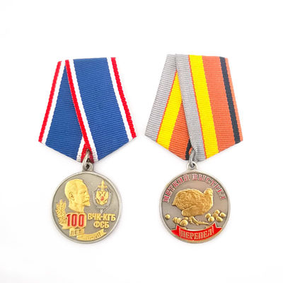 Dia 32mm Round Brass Badges And Medals With Short Ribbon Attachment